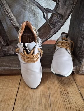 Shu Shop Sneakers